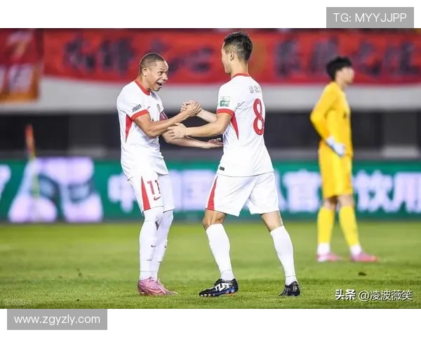 青岛海牛中场肖鲲加盟广州豹